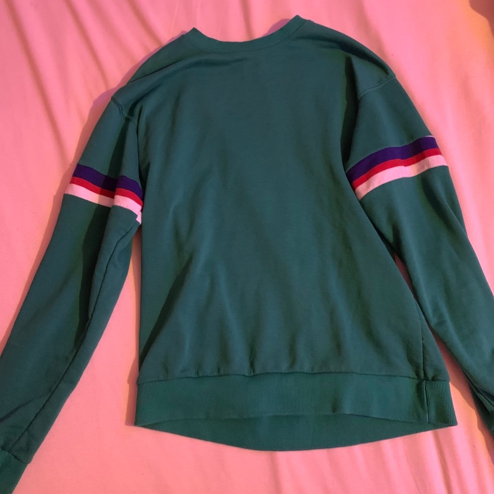 Green sweatshirt
